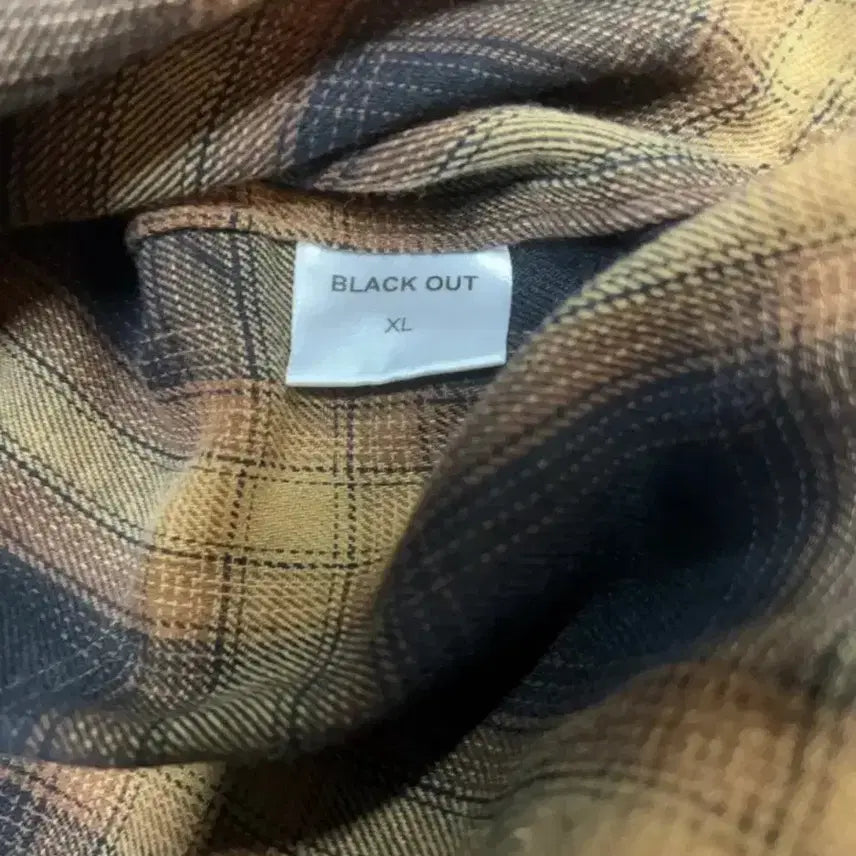 [BUNJANG] Blackout Pico Shirt XL / 블랙아웃 피코셔츠 xl