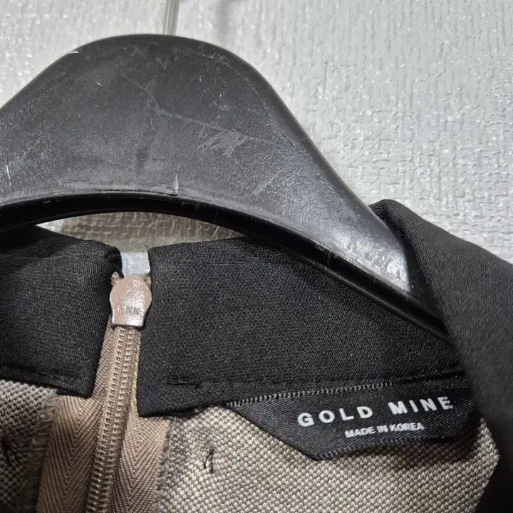 [BUNJANG] GOLD MINE Color Block Wool Blend Dress / GOLD MINE 배색 모혼방 원피스 66