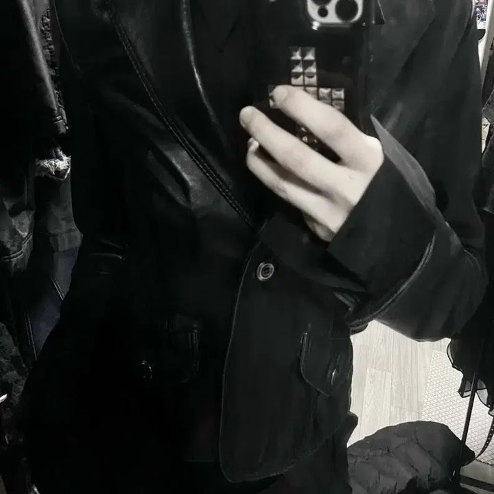 [BUNJANG] Vintage Leather Jacket Sheepskin Silver Button Blazer / 빈티지레더자켓 양가죽 은장버튼블레이저 00s디올생로랑st 슬림핏