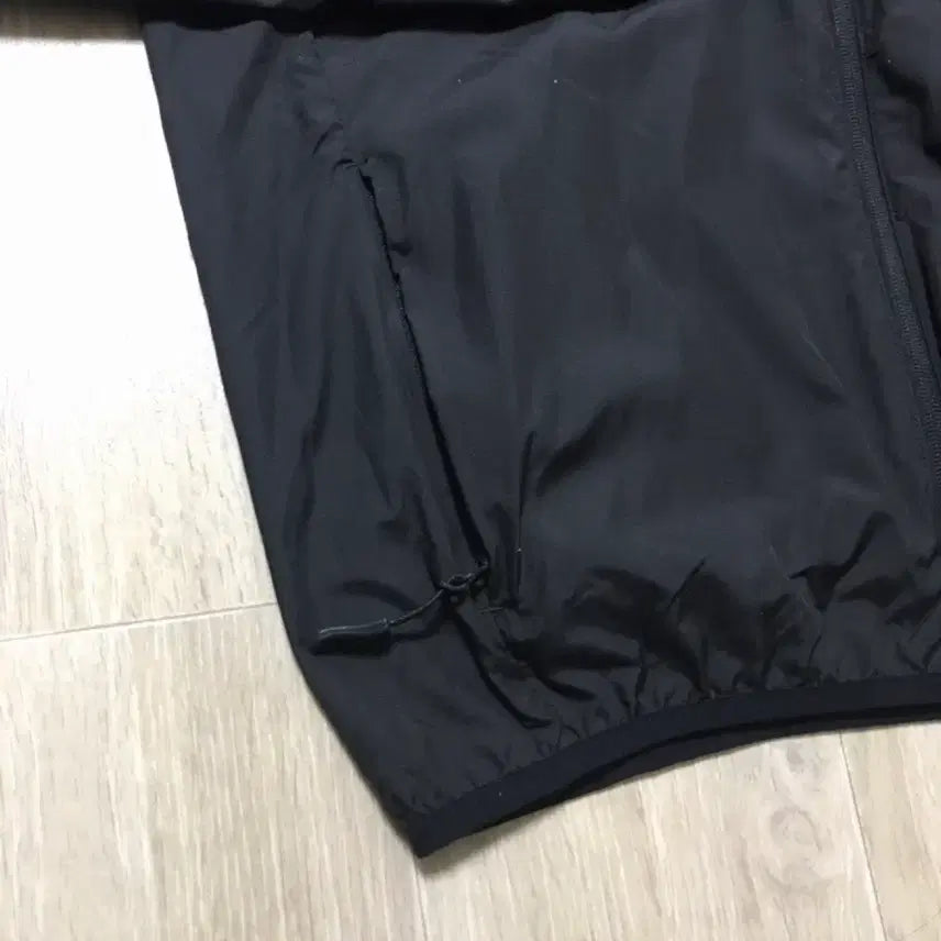 [BUNJANG] ZARA Lightweight Windbreaker Jacket / ZARA 자라 경량 바람막이 M사이즈 블랙