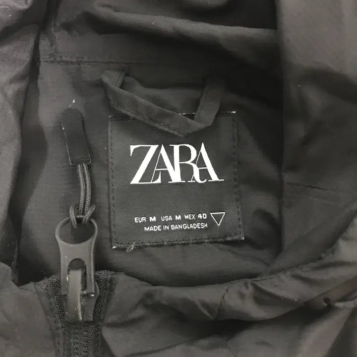 [BUNJANG] ZARA Lightweight Windbreaker Jacket / ZARA 자라 경량 바람막이 M사이즈 블랙