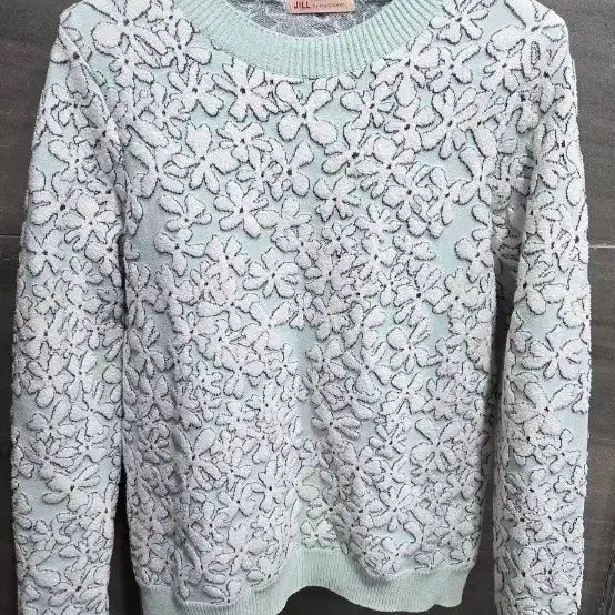 [BUNJANG] Jill by Jill Stuart Flower Knit Top / 질바이질스튜어트,  플라워 니트