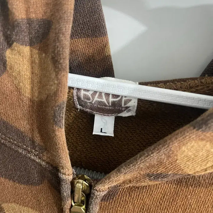 [BUNJANG] BAPE Two-Way Vest Hoodie L / 베이프 투웨이 베스트 조끼 후드집업 L 갈계 황계