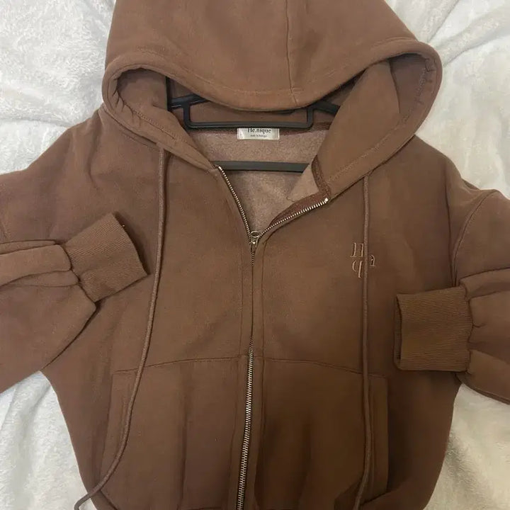 [BUNJANG] Ablie Brown Crop Hoodie Zip-up / 갈색 크롭 후드집업