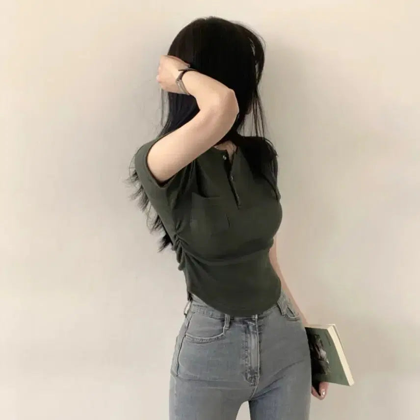 [SOLD OUT] 크롭 반팔 티셔츠