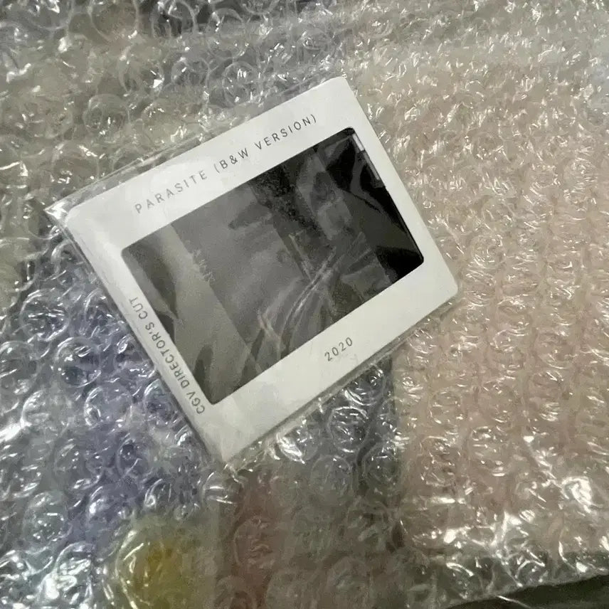 [BUNJANG] Mickey 17 Movie Poster Bundle Set / 미키17 3주차 일러스트 포스터 롯데시네마 아이맥스돌비 봉준호싸인아트카드