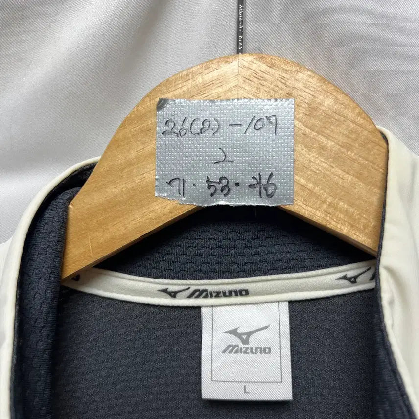 [BUNJANG] Mizuno Functional White Woven Jacket / [정품/L] 미즈노 기능성 화이트 우븐자켓 바람막이