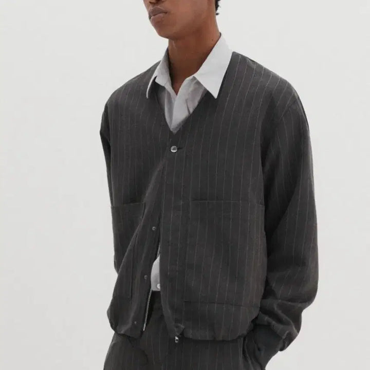 [BUNJANG] DNSR Stripe V-Neck Collarless Jacket Charcoal XL / (새상품)니트증정 DNSR 스트라이프 브이넥 카라리스 자켓 차콜 XL