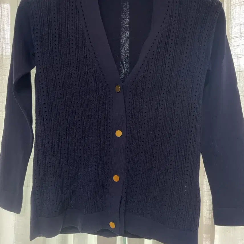 [BUNJANG] ANAYI Navy Punching Cardigan / 옷잘입는 제니도입는 힙한 ANAYI 네이비 펀칭가디건