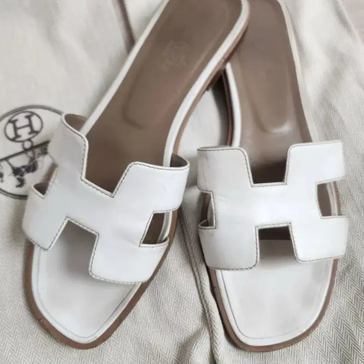 [BUNJANG] Hermes Oran White Sandals / 에르메스 오란 화이트