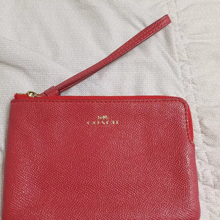 [BUNJANG] Coach Leather Zip Wristlet Red / Coach 코치 가죽 지퍼 손목지갑 레드미니펄스