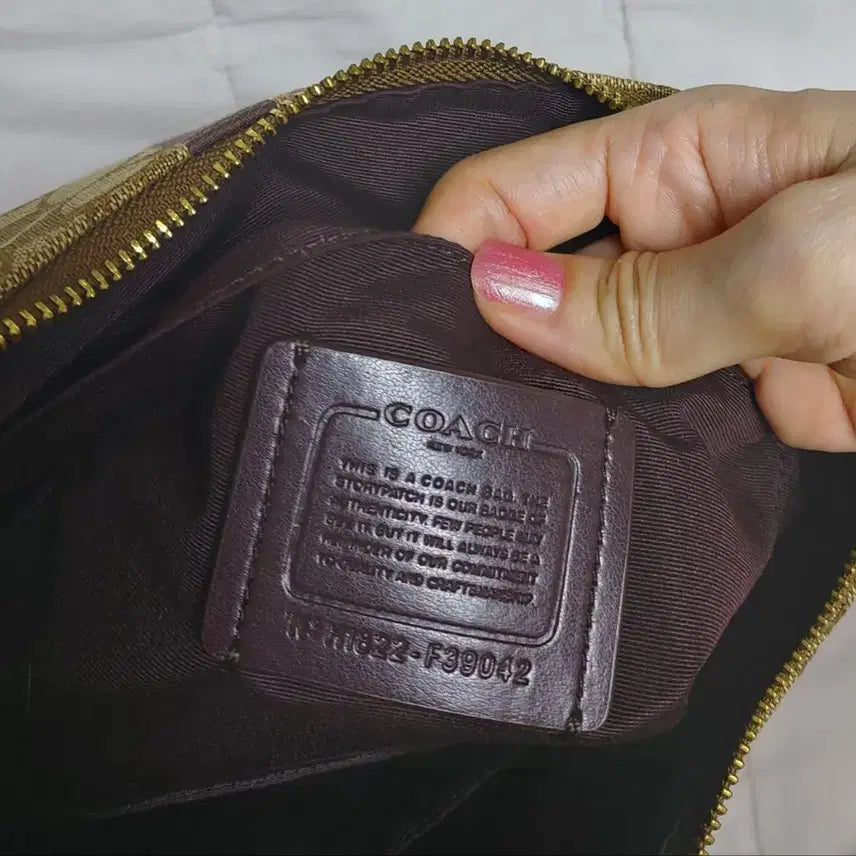 [BUNJANG] Coach Fabric Shoulder Bag / 코치가방 패브릭숄더백