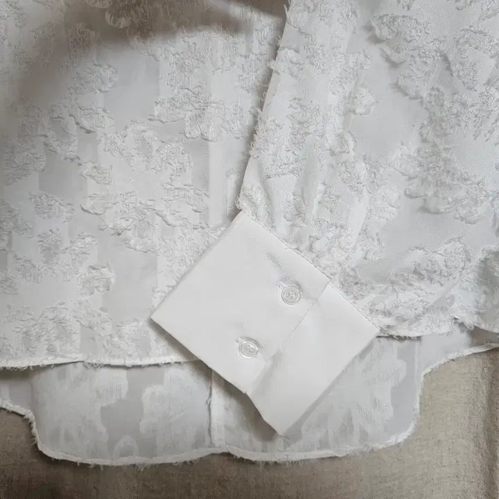 [BUNJANG] White Elegant Blouse / 화이트 블라우스 55~66