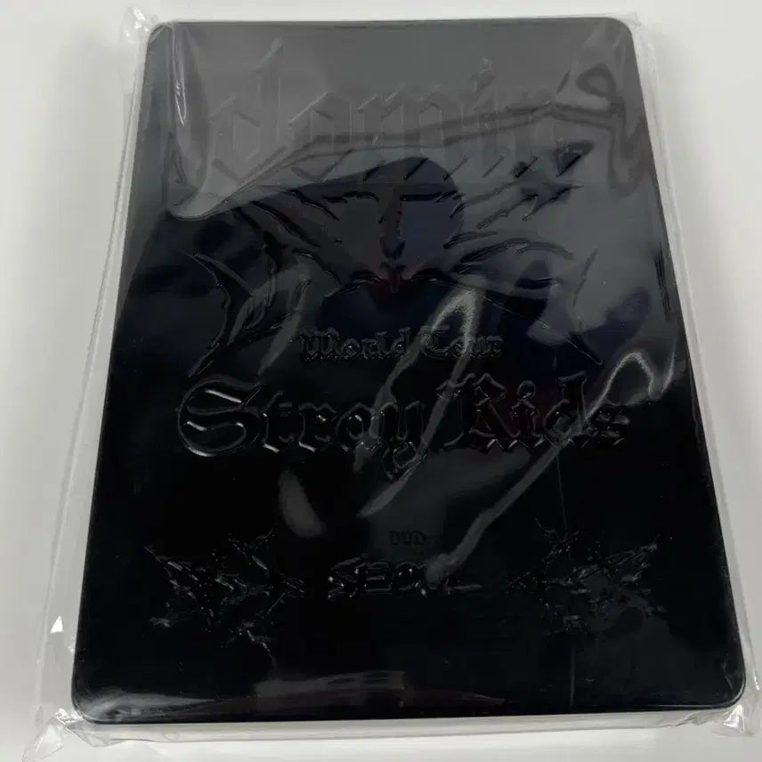 [SOLD OUT] 스트레이 키즈 - World Tour Dominate Seoul DVD