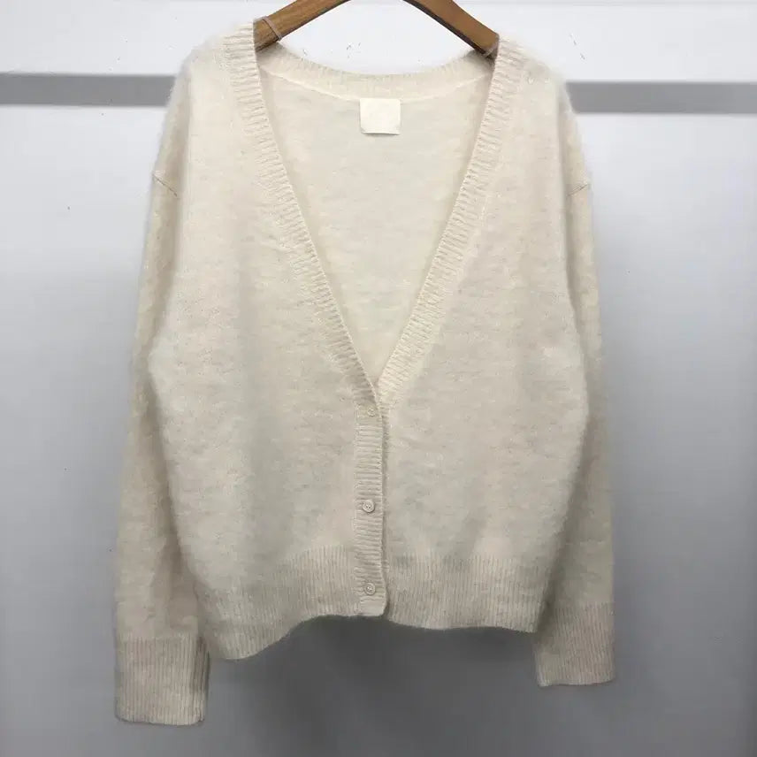 [BUNJANG] Mongttotto Fox Cashmere Knit Cardigan (S) / 몽또또 폭스 캐시미어 니트 가디건 S
