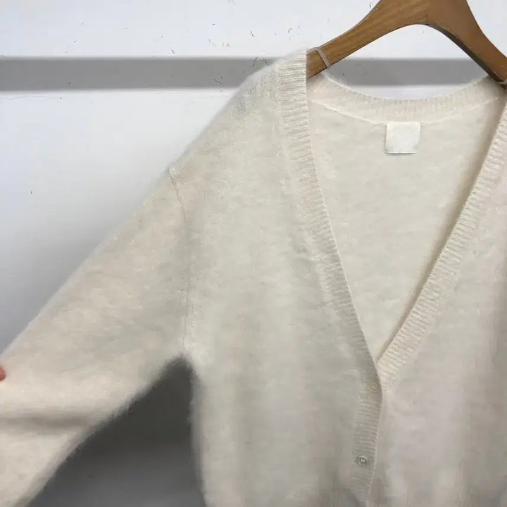 [BUNJANG] Mongttotto Fox Cashmere Knit Cardigan (S) / 몽또또 폭스 캐시미어 니트 가디건 S