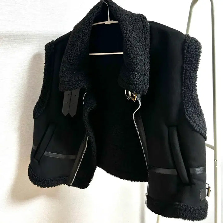 [BUNJANG] Mustang Vest / All size) 무스탕 조끼