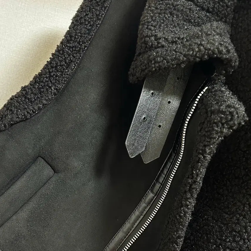 [BUNJANG] Mustang Vest / All size) 무스탕 조끼