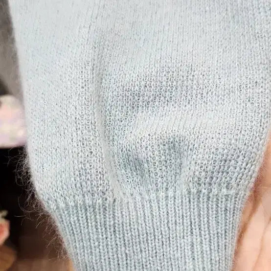 [BUNJANG] FILARE Wool & Silk Knit Cardigan / FILARE 모 + 실크 니트 가디건 (66 77)