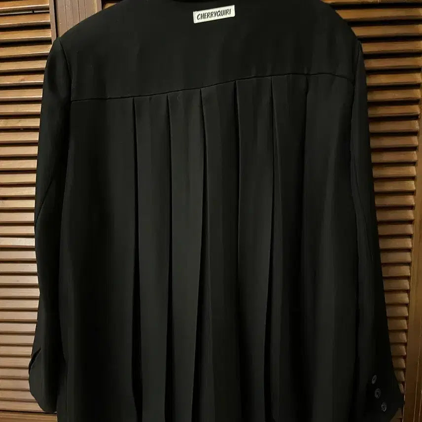 [SOLD OUT] 라뇨(체리퀴리) 레이스 플리츠 자켓 블랙 팔아요
