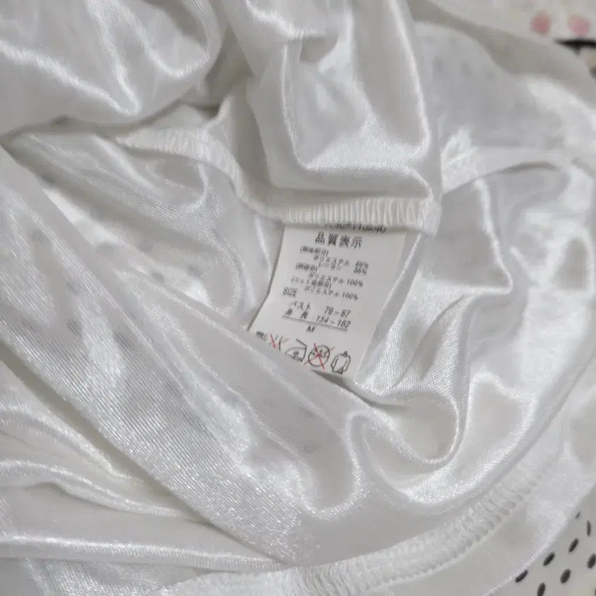 [BUNJANG] Liz Lisa Vintage Dot Ruffle Dress / 빈티지 도트 캉캉 원피스 로걀 트랄라라 리즈리사깔 모리