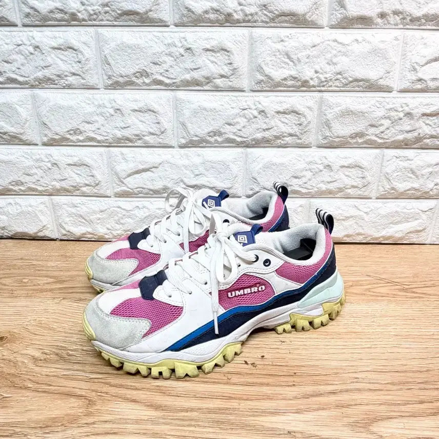 [BUNJANG] Umbro Bumpy Running Shoes 260mm / 엄브로 범피 런닝화 운동화 260mm