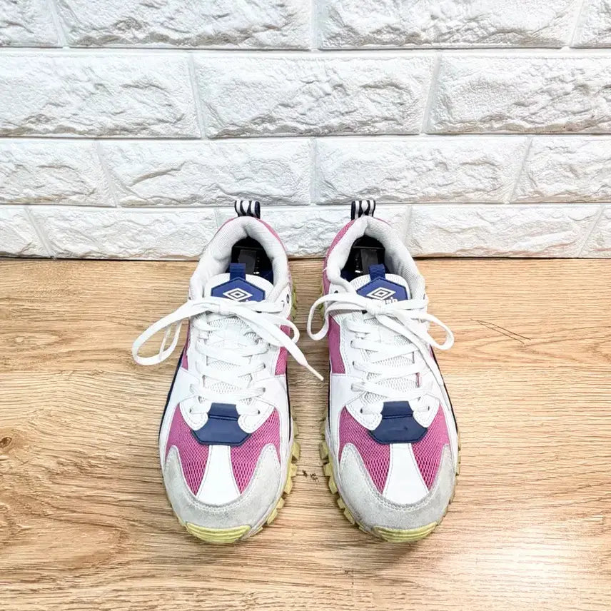 [BUNJANG] Umbro Bumpy Running Shoes 260mm / 엄브로 범피 런닝화 운동화 260mm