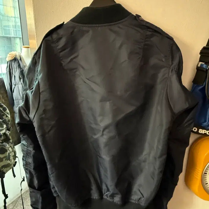 [BUNJANG] AVIREX L-2A Flight Jacket (Size M) / AVIREX L-2A 플라이트 자켓 (M)
