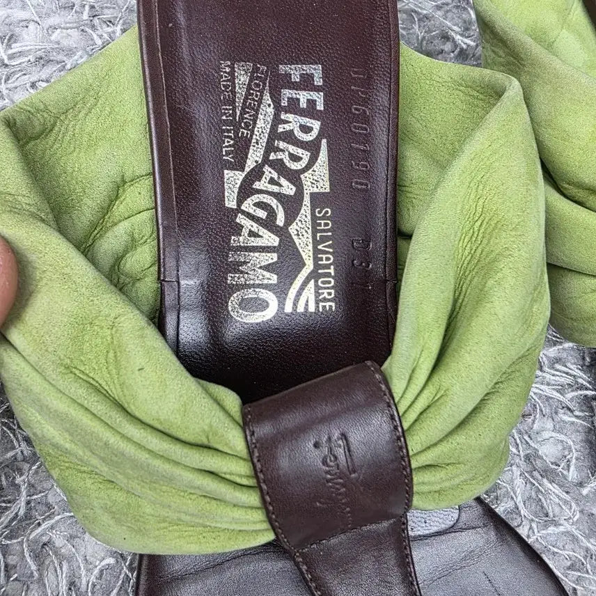 [BUNJANG] Ferragamo Leather Sandals US7.5 / 정품] 페라가모 레더 샌들 US7.5/ 245 상태 좋음굽 3cm