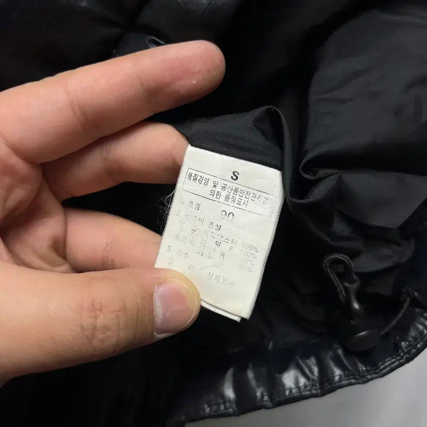 [BUNJANG] [정품/S] 노스페이스 600 구스다운 블랙유광 패딩 조끼/베스트 / [정품/S] 노스페이스 600 구스다운 블랙유광 패딩 조끼/베스트
