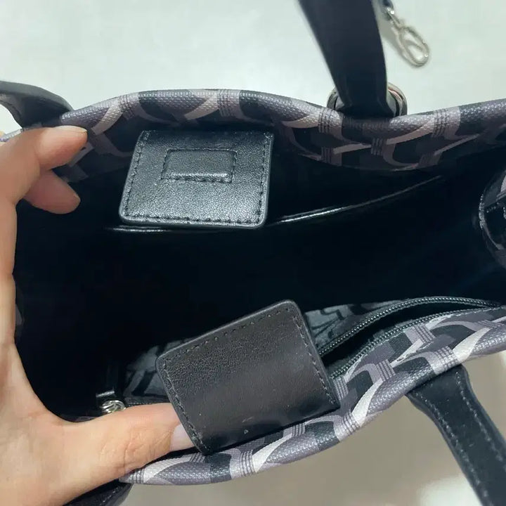 [BUNJANG] Rosa.K Dot Pattern Crossbody Bag / 로사케이 도트백 크로스백