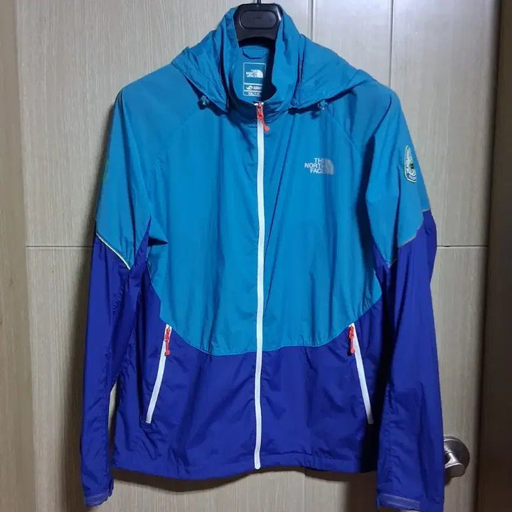[BUNJANG] The North Face Windbreaker Jacket (110) / 남성용 노스페이스 바람막이 자켓 (110)