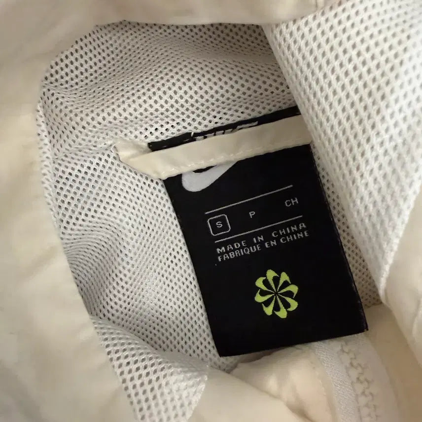 [BUNJANG] Nike Windrunner Windbreaker Jacket / 나이키 윈드러너 바람막이