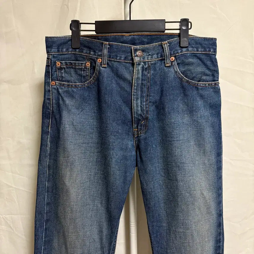 [BUNJANG] Levi's 505 Regular Straight Denim Pants / 리바이스 505 레귤러 스트레이트 데님팬츠 / W32, L34