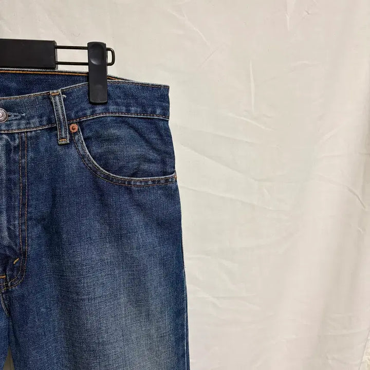 [BUNJANG] Levi's 505 Regular Straight Denim Pants / 리바이스 505 레귤러 스트레이트 데님팬츠 / W32, L34