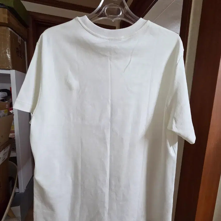 [BUNJANG] Louis Vuitton Flocked LV T-Shirt White / 루이 비통 플록드 LV 반팔 티셔츠_화이트 XL
