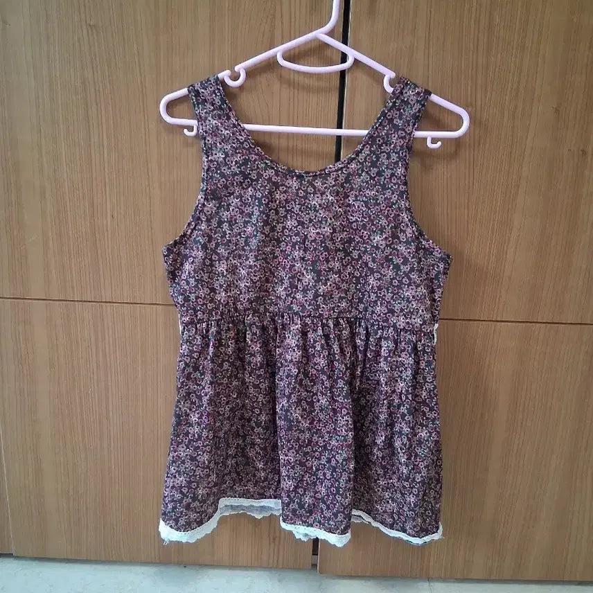 [BUNJANG] Floral Lace Vintage Style Camisole / 꽃무늬 플라워 레이스 빈티지 스타일 나시 모리걸