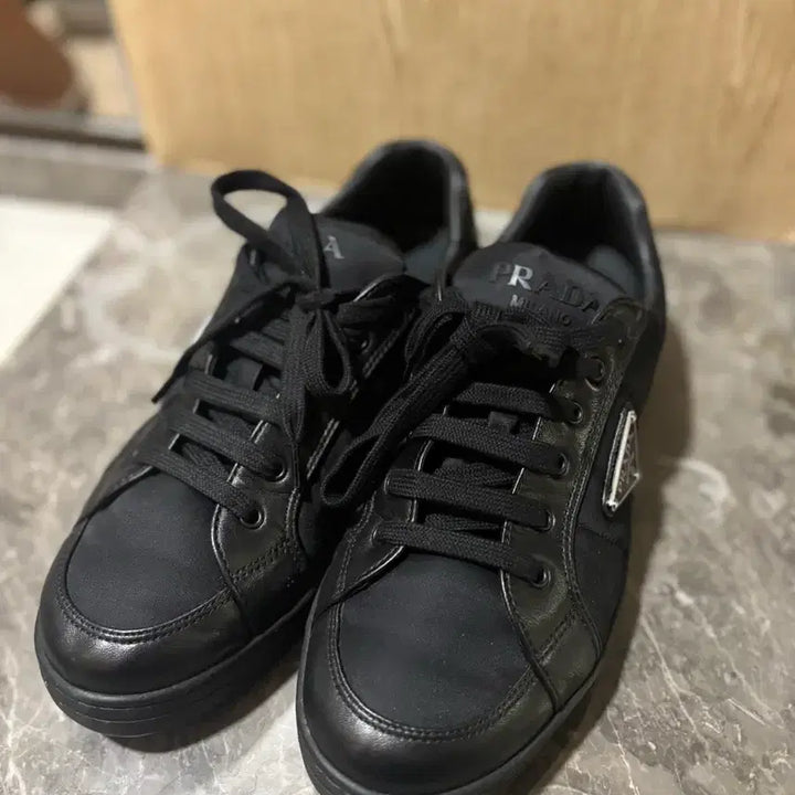 [BUNJANG] Prada Re-Nylon Sneakers / 프라다 삼각로고 리나일론 스니커즈 (6.5사이즈)
