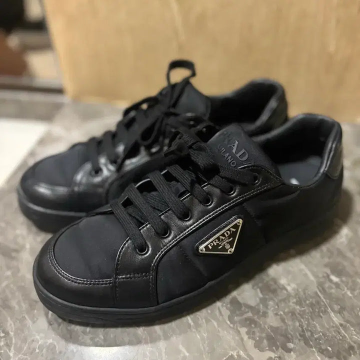 [BUNJANG] Prada Re-Nylon Sneakers / 프라다 삼각로고 리나일론 스니커즈 (6.5사이즈)