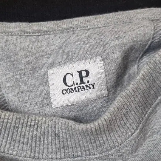 [BUNJANG] CP Company Men's Sweatshirt XL / cp컴퍼니 맨투맨 105 XL