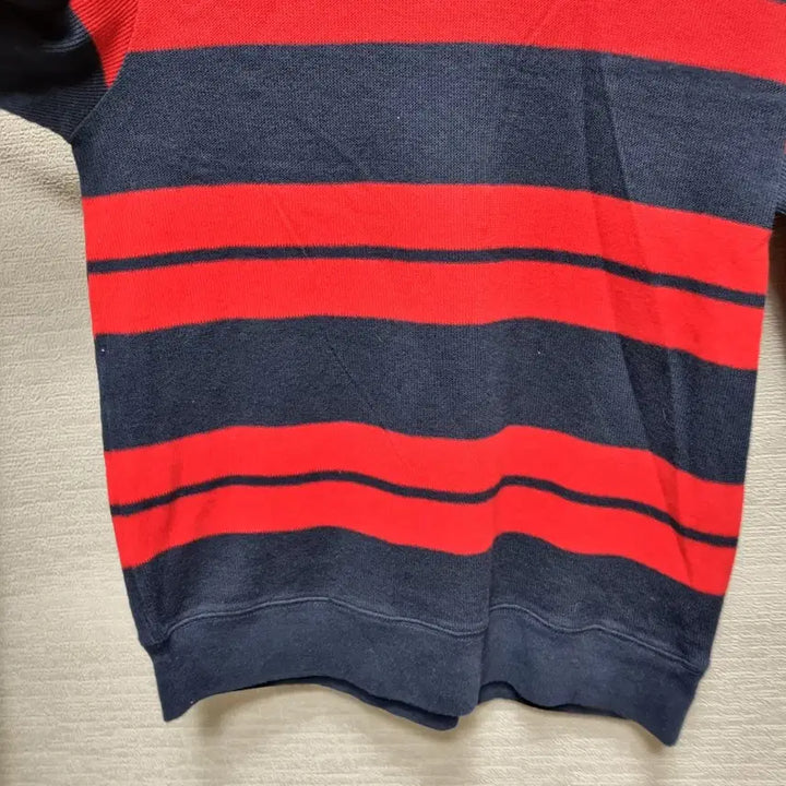 [BUNJANG] V-Neck Knit T-shirt / 라204 브이넥 니트 티셔츠