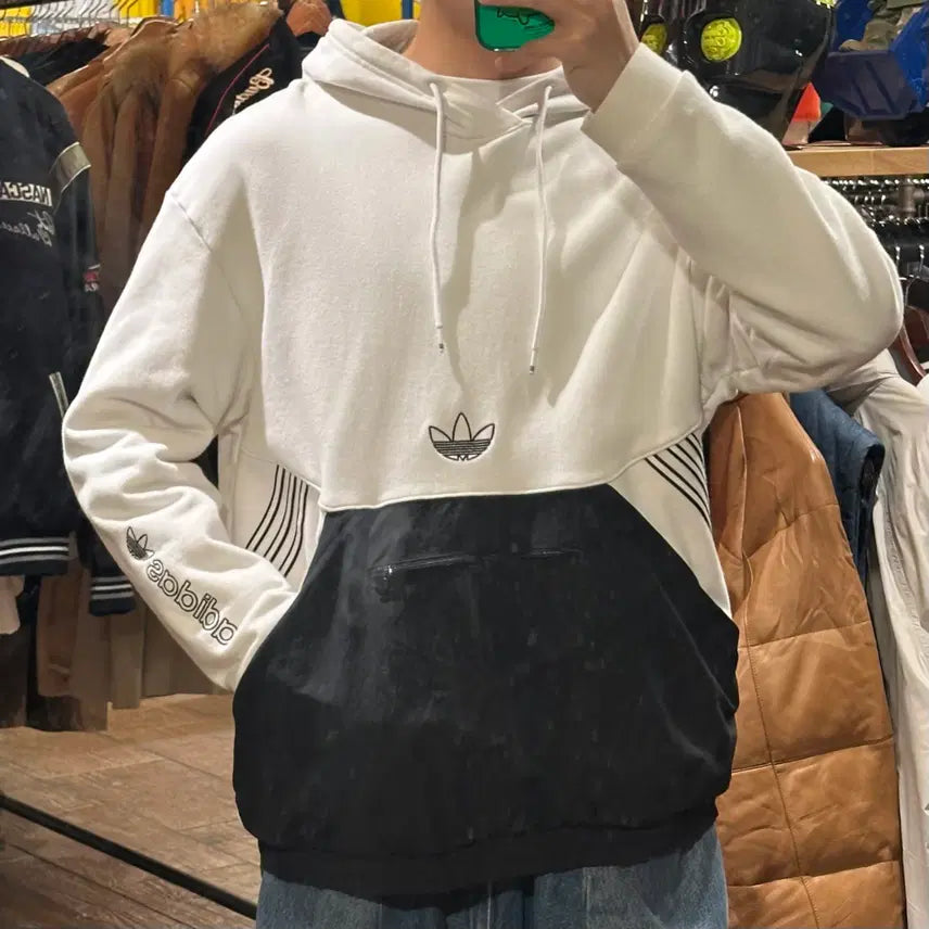 [BUNJANG] Adidas Hooded Sweatshirt White (Size M) / [HI] 아디다스 후드티 화이트