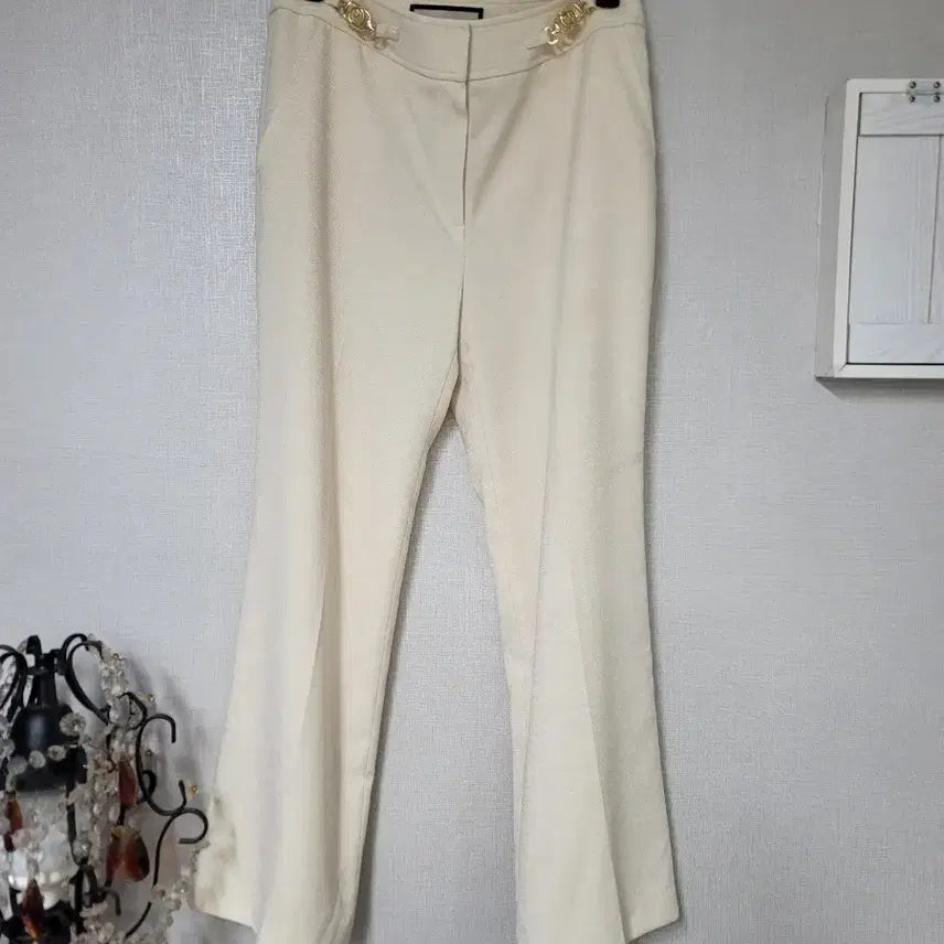 [BUNJANG] MOJO.S.PHINE Ivory Bootcut Slacks / MOJO.S.PHINE 아이보리 부츠컷 슬랙스 66