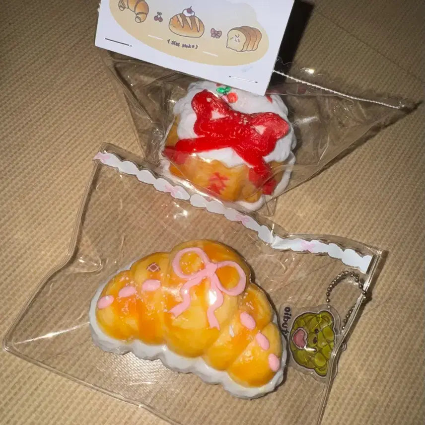 [BUNJANG] sini studio Malrangi Ribbon Cupcake & Salt Bread / 시만말 sini studio 말랑이