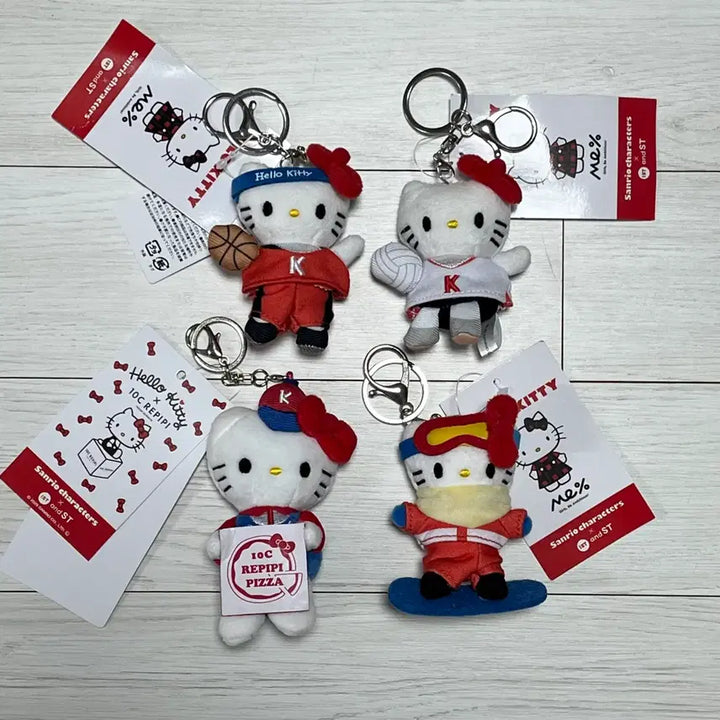 [BUNJANG] Sanrio Hello Kitty Mini Plush Keyring Set / 산리오 헬로키티 미니 인형 키링 4종 (농구, 배구, 피자, 스노보드)
