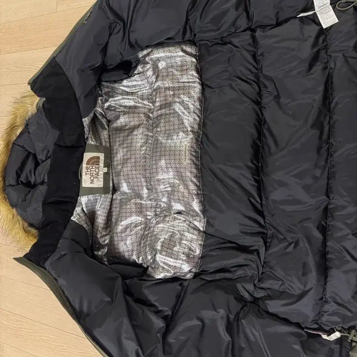 [BUNJANG] The North Face Padded Jacket - Khaki / 노스페이스 패딩 자켓 카키색