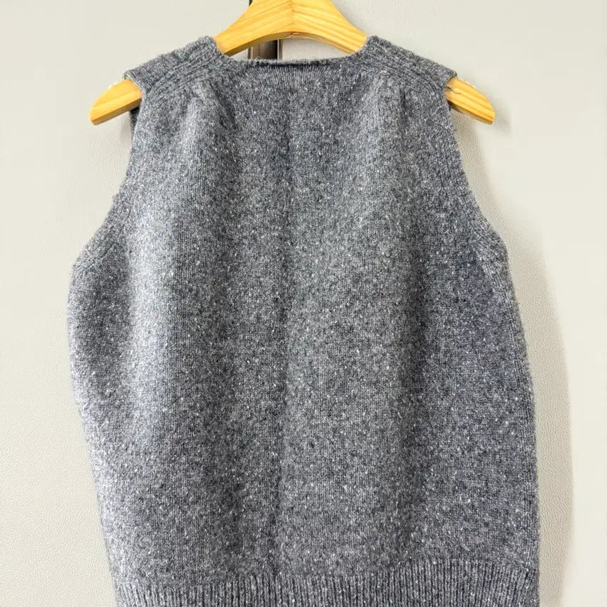 [BUNJANG] Gray Knit Vest / 회색 니트 조끼