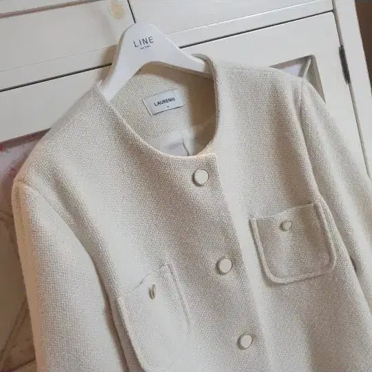 [BUNJANG] Laurier Tweed Collarless Jacket Ivory / Laurier 트위드 노카라 자켓 아이보리/55-66