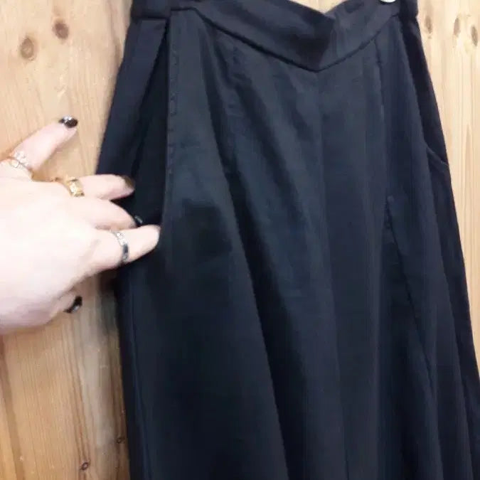 [BUNJANG] Loose Fit Linen Blend Pants / *항아리 핏 마 생활복 바지 (새상품)*