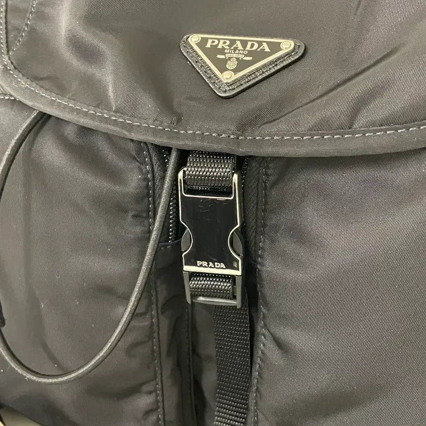 [BUNJANG] Prada Medium Backpack 1BZ005 / 프라다 백팩 미디움 사이즈 1bz005 (아울렛버전)